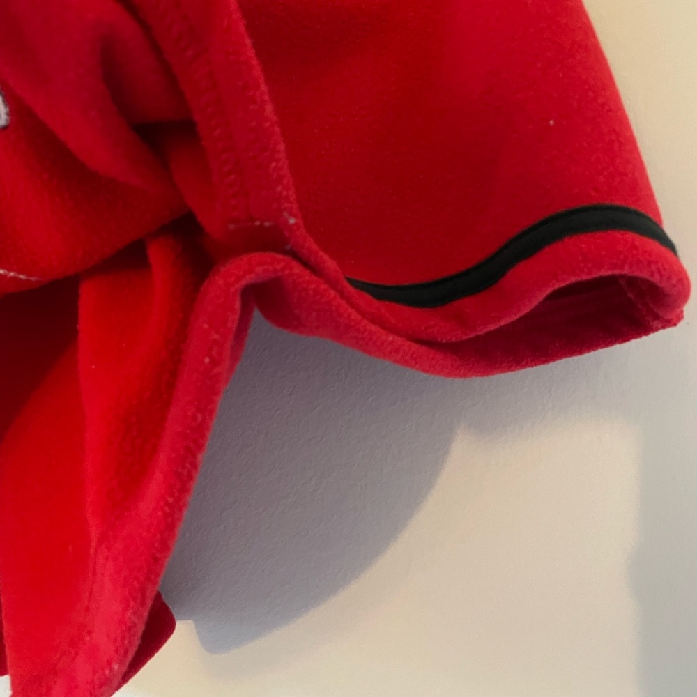 Scotty Dog Fleece Poncho - Picture 4 of 9